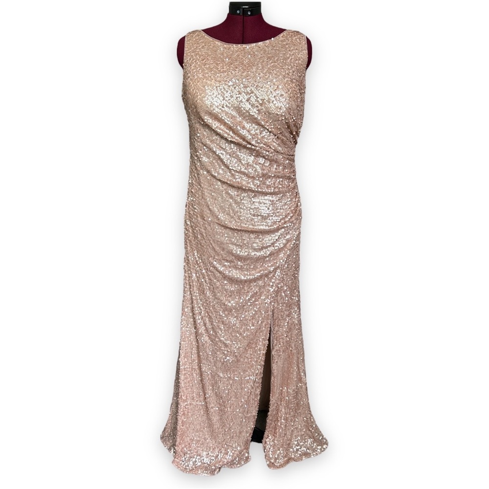 Adrianna Papell size 14W Sequin blush champagne cowl back sleeveless ruched gown